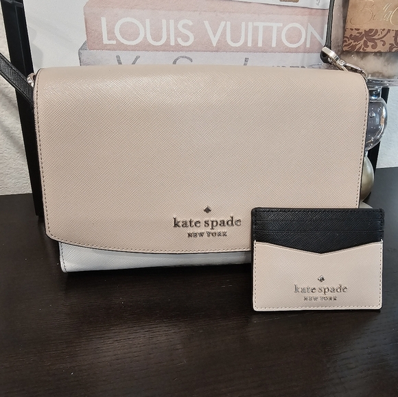 Kate Spade Carson Convertible  Crossbody Bag With Matching Card Holder. - Picture 1 of 14